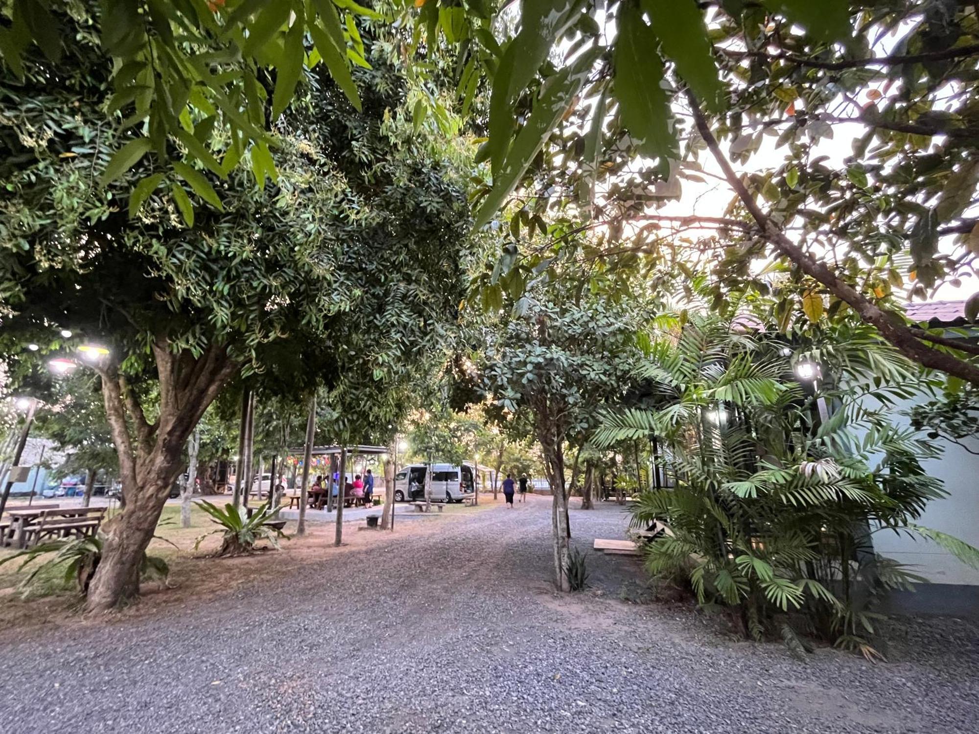 Sangkaset Resort Ban Mong Muang Exterior photo